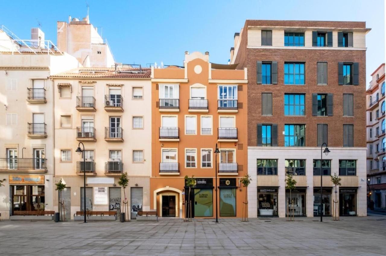 Amplio Piso En Atarazanas Málaga Exterior foto